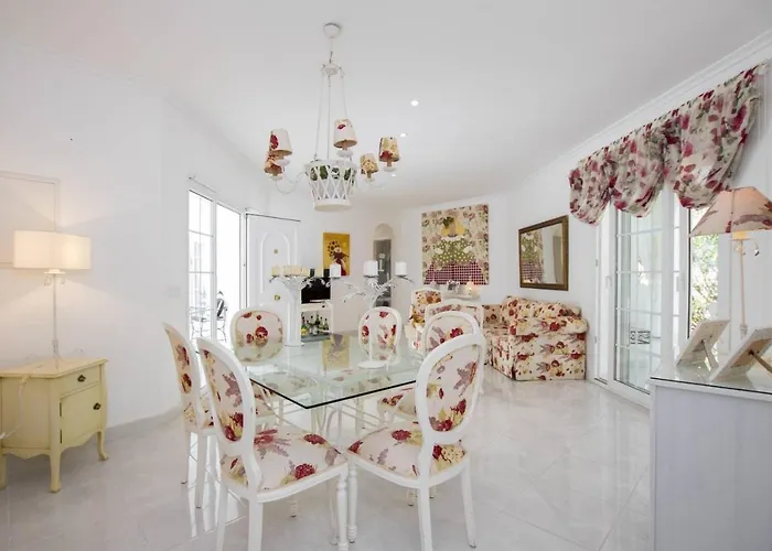 Menorca Marbella * سون بارك